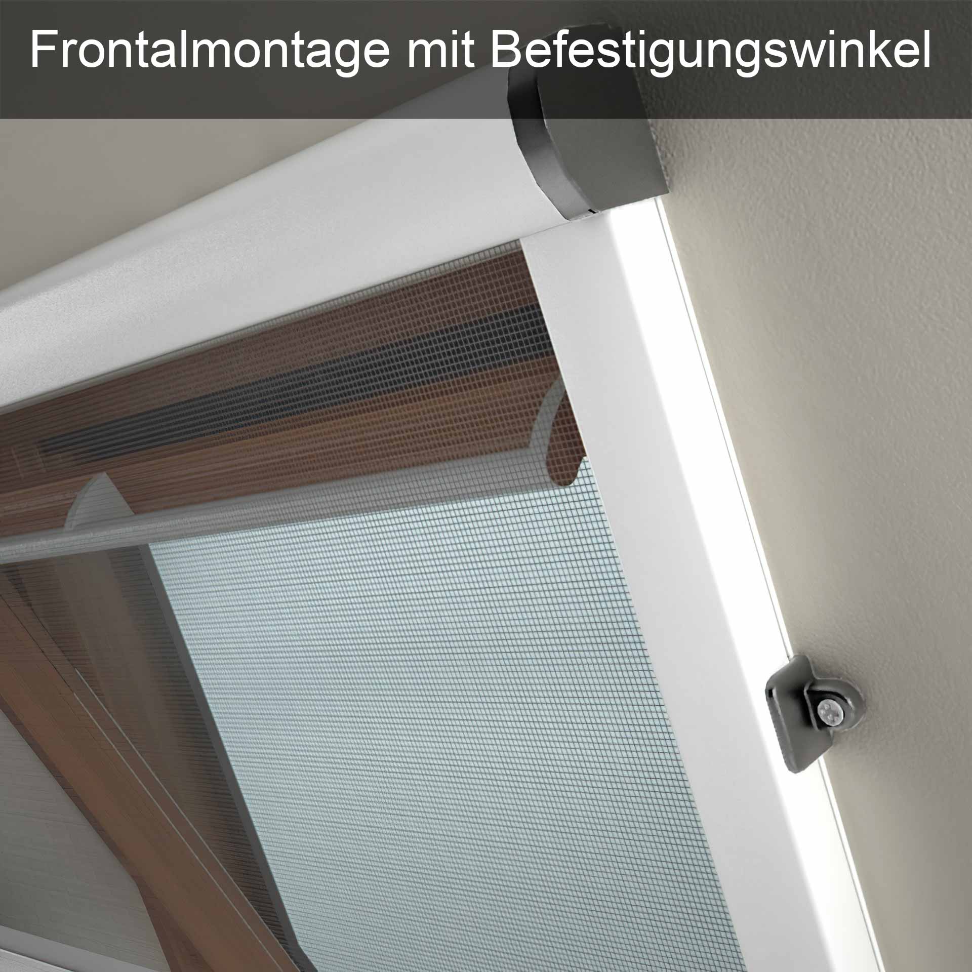 Detail Frontalmontage Insektenschutzrollo am Dachfenster mit Befestigungswinkel