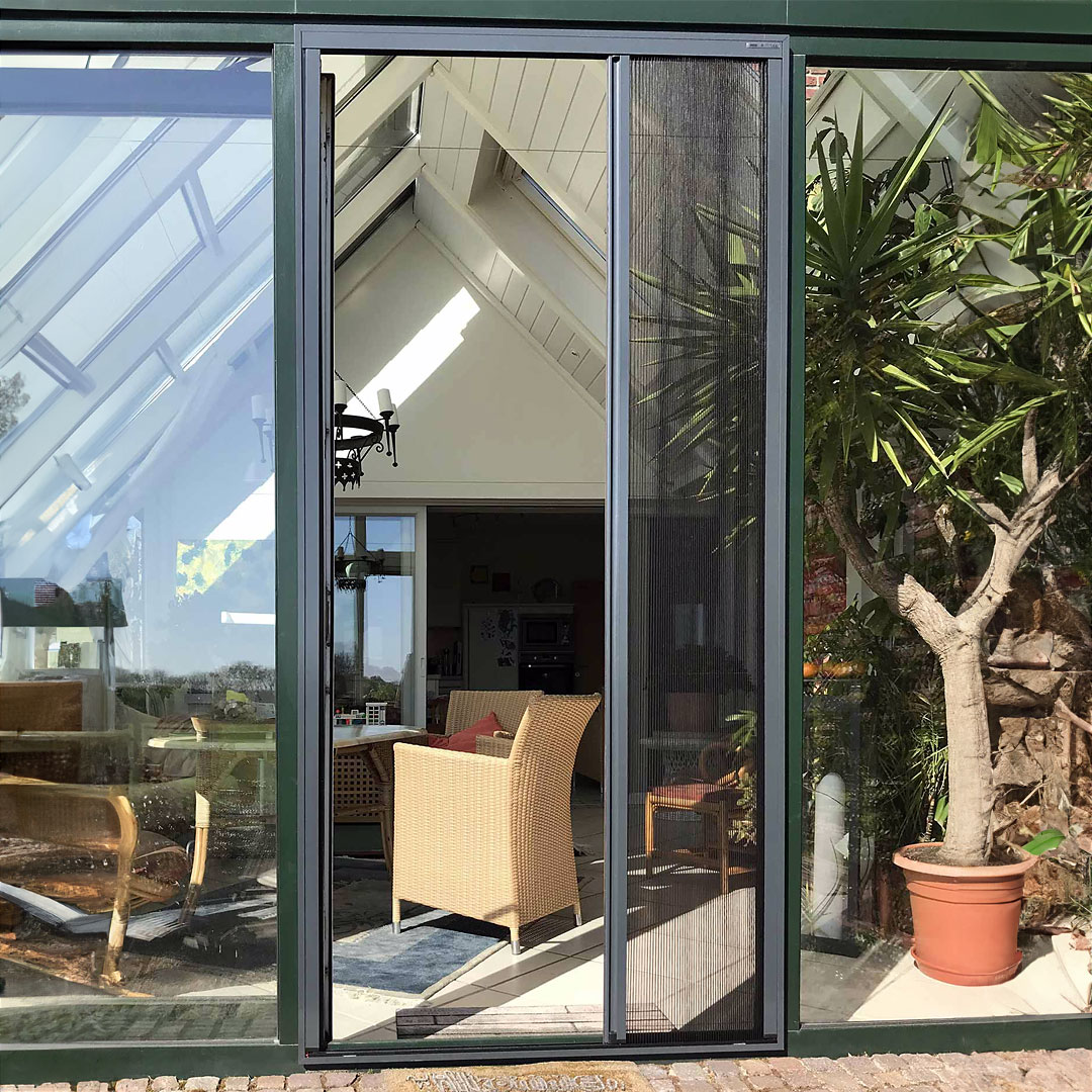 Plissee-Falttür für Balkon, Terrasse & Wintergarten | Flexibel & Elegant | Slimline22
