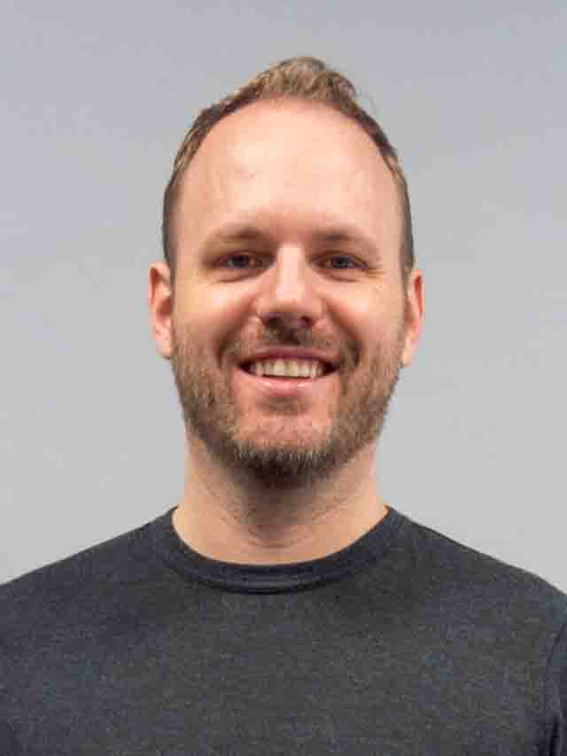 Leader Image