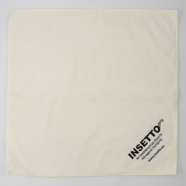 Microfasertuch liegend, mit Text "INSETTO"