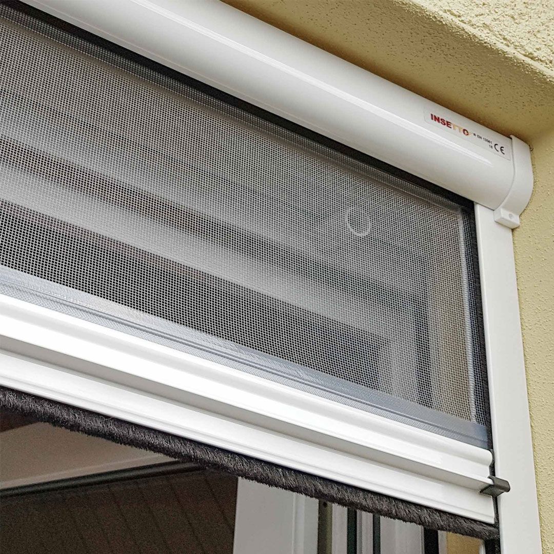 Preiswertes Insektenschutzrollo auf Maß | für bodentiefe Fenster | Adria