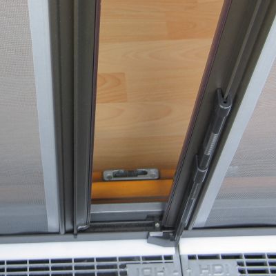 Insektenschutzrollo Doppeltür | Rollokästen auch zum Einklemmen | Adria Insektenschutzrollo Doppeltür | Rollokästen auch zum Einklemmen | Adria