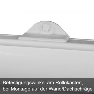 Befestigungswinkel an Rollokasten mit Text