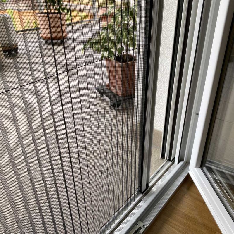 Insektenschutz-Plissee, ideal zwischen Fenster und Rollladen, Micro13