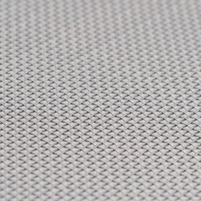 Nahaufnahme von Fliegengitterstruktur, hellgrau.